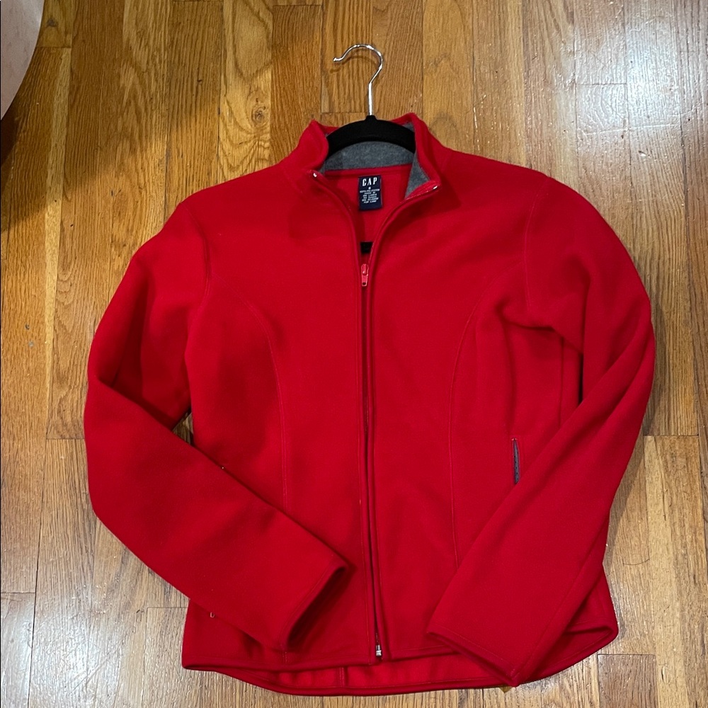GAP Vibrant Red Fleece Jacket S like new